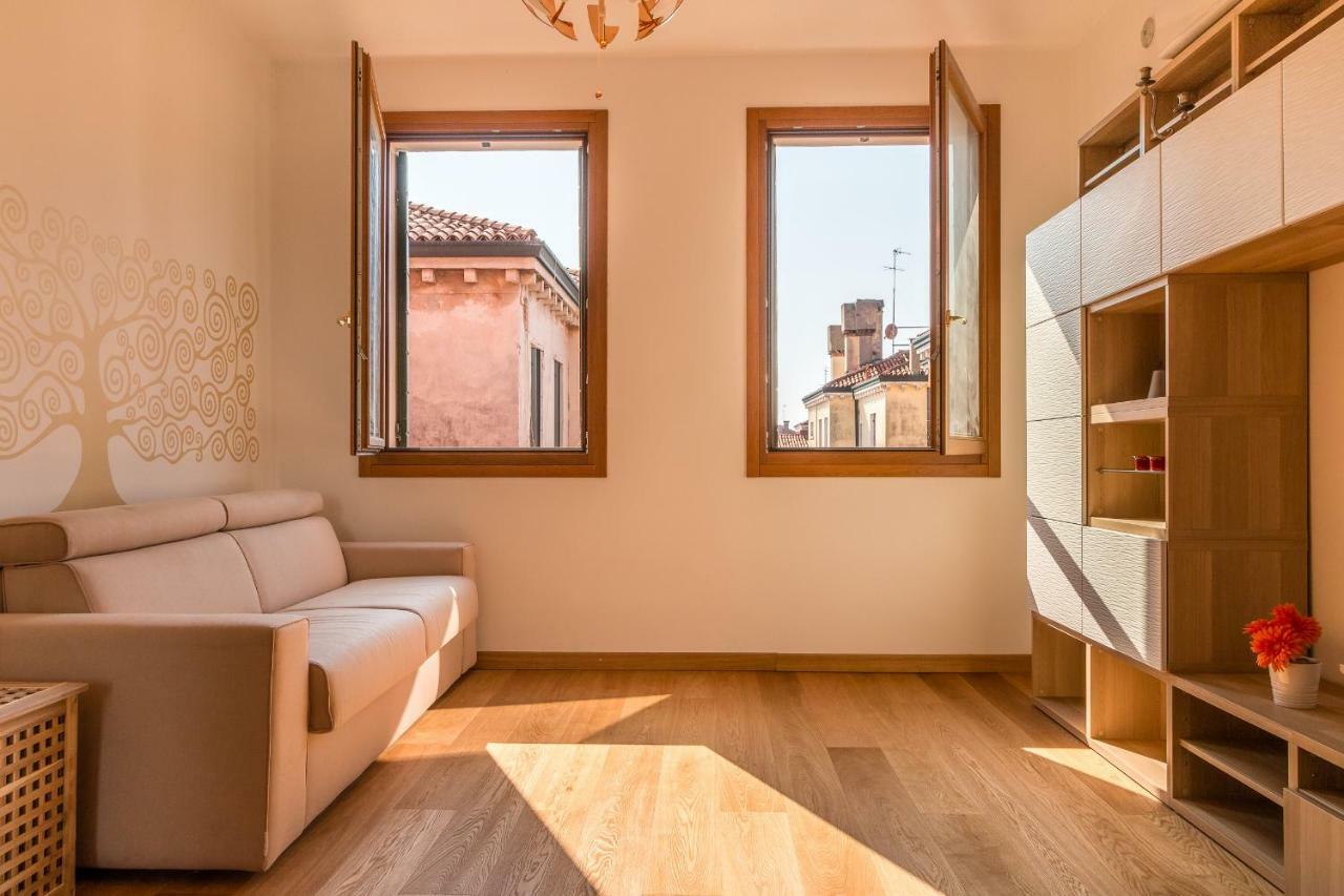 Sunny Nest Canal View In Venice Chic Movida Buitenkant foto